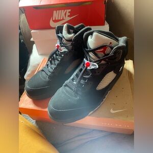 Jordan 5 black metallic